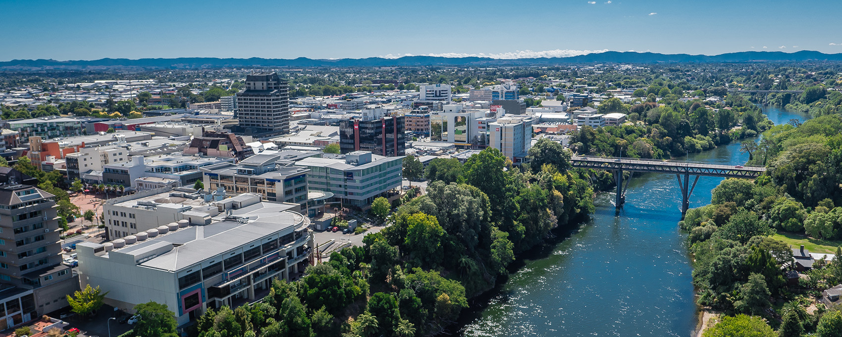 Image - Hamilton City and Waikato River