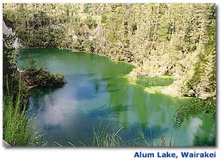 Photo of Alum Lake at Wairakei