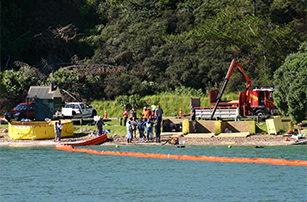 Image - Oil spill exercise Coromandel Harbour