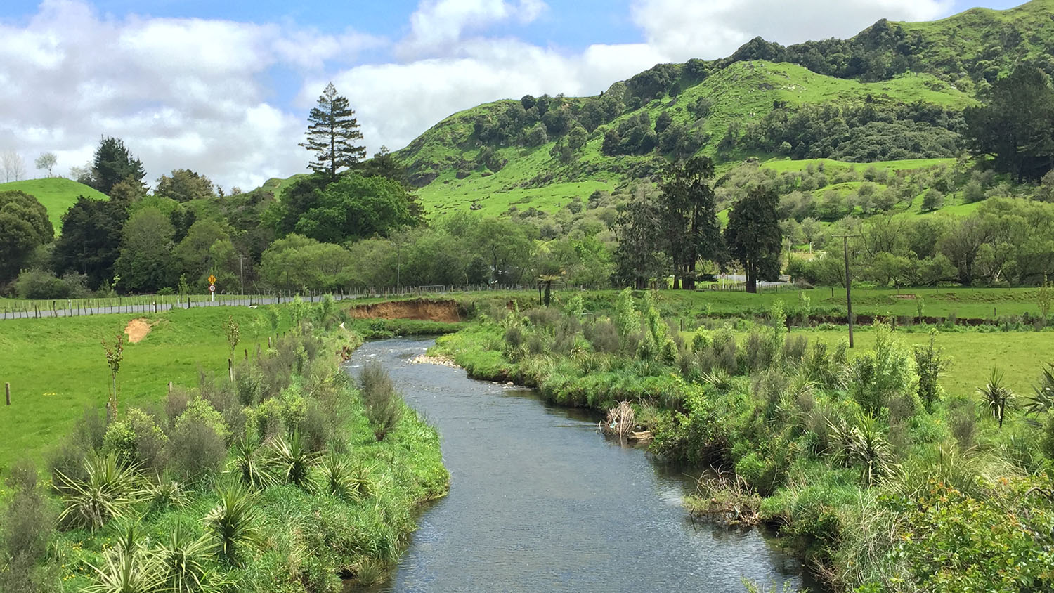 WHAT'S HAPPENING WITH FRESHWATER FARM PLANS? The Freshwater Farm Plan Regulations came into effect in parts of the Waikato and Southland from 1 August 2023. Other regions will follow over the next two years. 