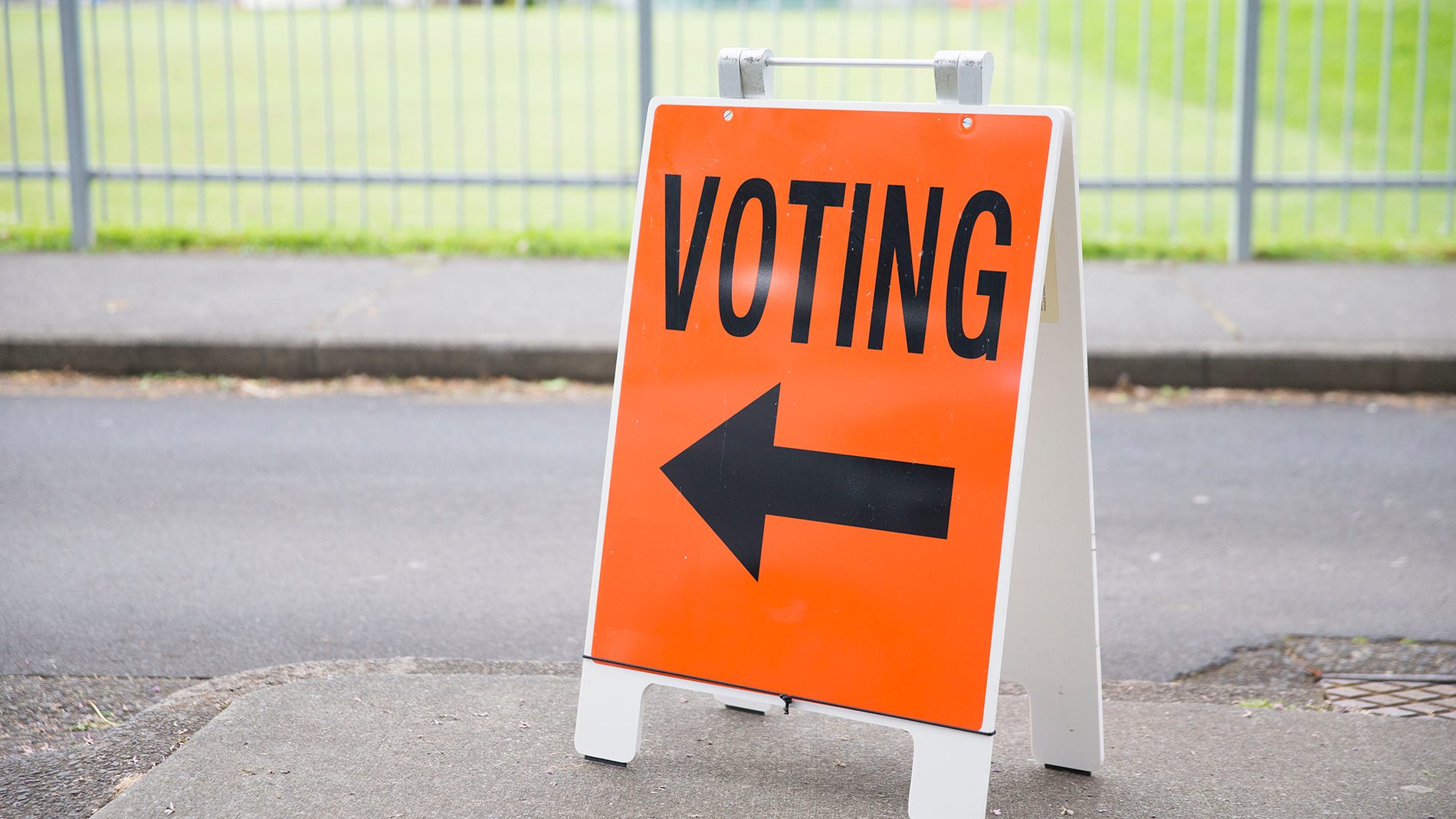 Photo of voting sign - credit: Electoral Commission